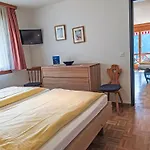 Rose Apt- Y By Interhome Apartmán